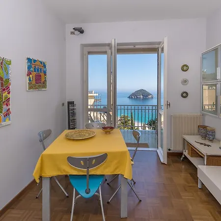 Golfo Dell'Isola Appartamento Spotorno Exterior photo