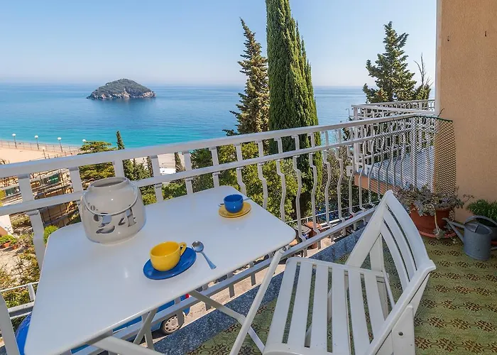 Golfo Dell\'Isola Appartamento